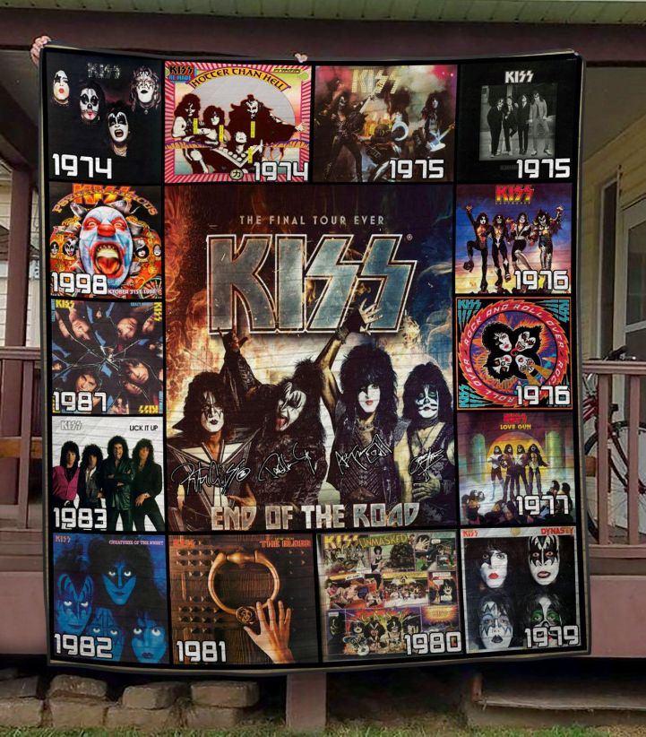 Kiss Quilt Blanket Bedding Set for Home Décor