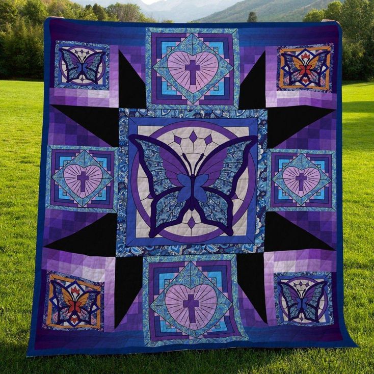 Kisses From Heaven K and Q Patchwork Quilt Blanket Bedding Set