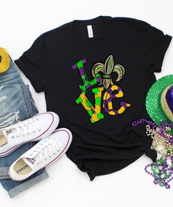 LOVE Mardi Gras Shirt, Mardi Gras Carnival Shirt, New Orleans, Mardi Gras Lips Shirt, Mardi Gras 2022, Mardi Gras Louisiana Shirt, Mardi Gras