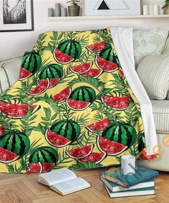 Leaf Watermelon Pieces Pattern Sherpa Fleece Blanket Gifts for Family, for Couple