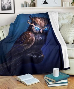 Legendary Owl Amazing Eyes Fleece Blanket Gift For Fan, Quilt Blanket Bedding Set Gift