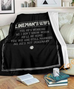 Lineman's Wifelineman Bestseller Sherpa Fleece Blanket Gifts for Family, for Couple