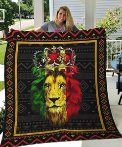 Lion King In Senegal Flag By Geometric Pattern Quilt Blanket Bedding Set