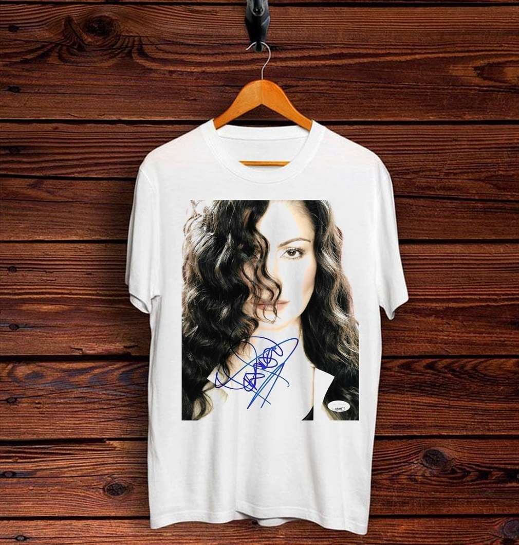 Lisa Lisa Velez Singned T-Shirt