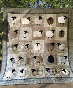 Little Sheep Quilt Blanket Bedding Set for Home Décor