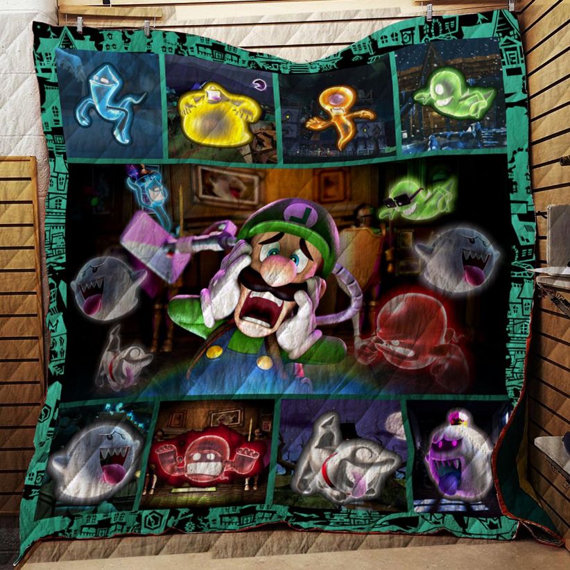 LuigiS Mansion Dark Moon Quilt R190