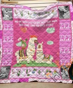 Mama Llama Quilt Blanket Bedding Set