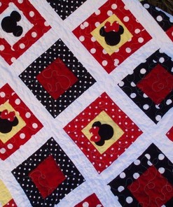 Mickey And Minnie Heads Fabric Quilt Blanket Bedding Set