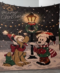 Mickey Mouse Fan Gift, Mickey And Pluto Merry Christmas Gift, Mickey And Pluto Disney Quilt Blanket Bedding Set