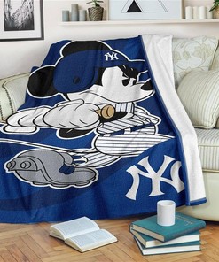 Mickey Plays Yankees Baseball Sherpa Fleece Blanket Gifts for Family, for Couple