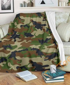 Military Green Camouflage Sherpa Fleece Blanket Gifts for Family, for Couple