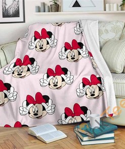 Minnie Mouse Sherpa Fleece Blanket Gifts for Family, for Couple
