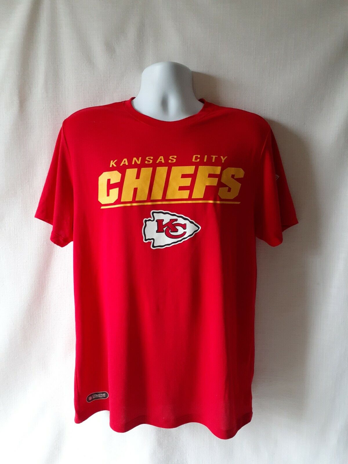 NFL Kansas City Chiefs men's red short-sleeve graphic t-shirt