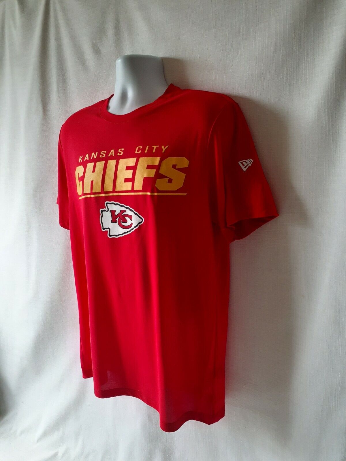 NFL Kansas City Chiefs men's red short-sleeve graphic t-shirt - Image 3
