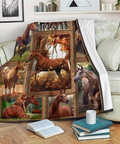 Nature Red Horse Horse Lover Sherpa Fleece Blanket Gifts for Family, for Couple