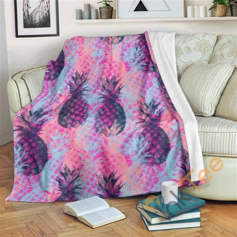 Neon Trippy Pineapple Pattern Sherpa Fleece Blanket Gifts for Family, for Couple