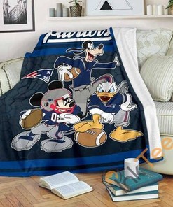New England Patriots Team Sherpa Fleece Blanket Gifts for Family, for Couple