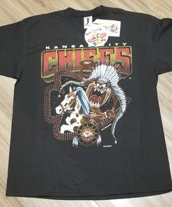 New large 1993 Kansas city chiefs shirt,