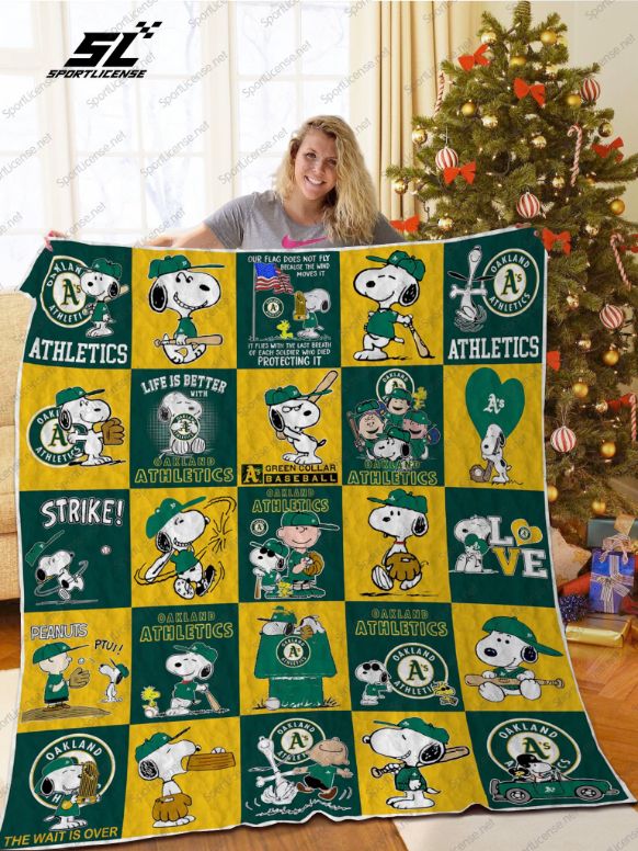 Oakland Athletics Snoopy Love Quilt Blanket Bedding Set