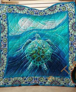 Ocean-Inspired Personalized Sea Turtle Quilt Blanket Bedding Set