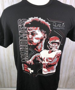 Patrick Mahomes Kansas City Chiefs T Shirt Large NFL Football Black Funny gift