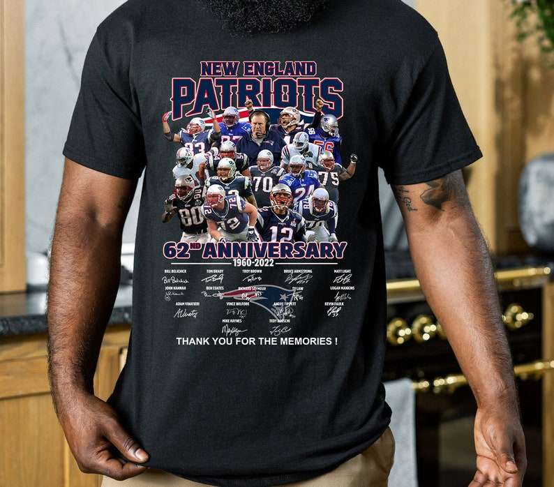 Patriots 62Nd Anniversary Signatures Thank You For The Memories T-Shirt