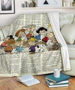 Peanuts Charlie Browns Snoopy Sherpa Fleece Blanket Gifts for Family, for Couple
