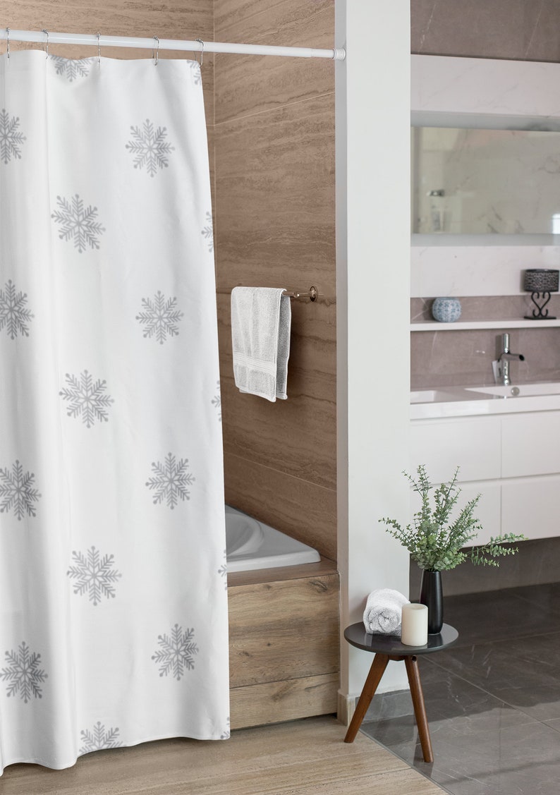 Personalized Snowflake Christmas Shower Curtain - Perfect Gift For Home, Retro Bathroom Accessories For Holiday Decor - Image 2