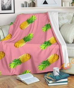 Pink Pineapple Pattern Sherpa Fleece Blanket Gifts for Family, for Couple