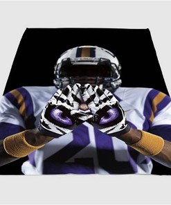 Player American Football Sherpa Fleece Blanket Gifts for Family, for Couple