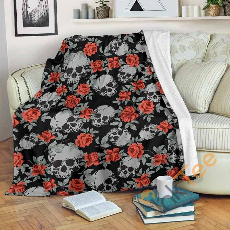 Red Rose Grey Skull Pattern Sherpa Fleece Blanket Gifts for Family, for Couple