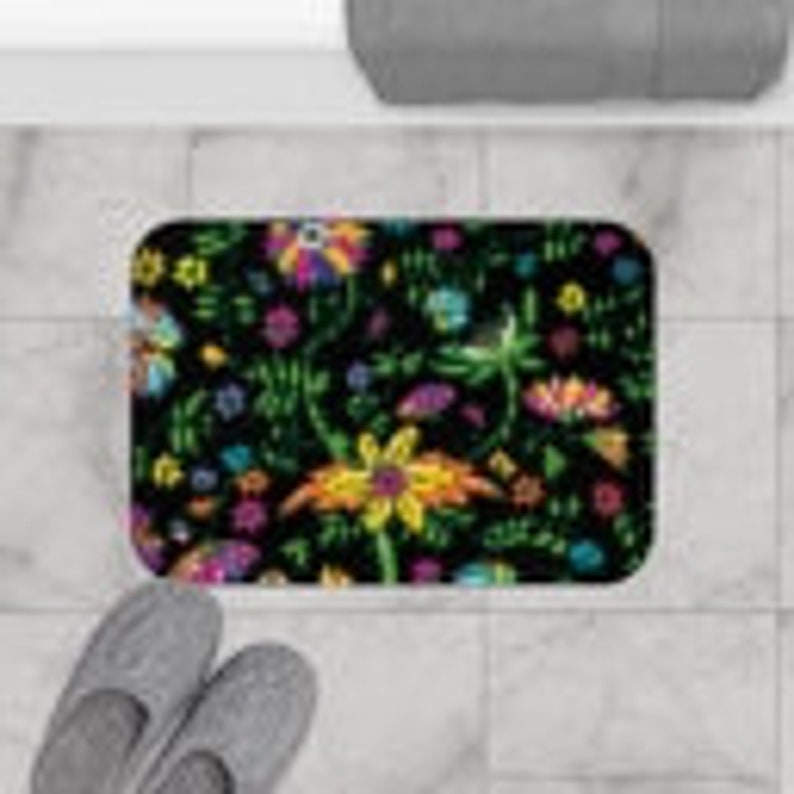Retro 70's Flowers Bathroom Decor, Shower Curtain, Bath Mat, Spa Wrap, Waffle Weave Shower Curtain - Image 2