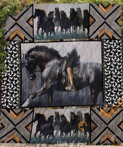 Riding Black Horse Quilt Blanket Bedding Set