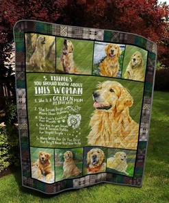 She Is A Golden Mom Retriever Quilt Blanket