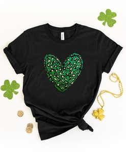 St. Patrick Heart Shirt, Happy St. Patrick Day Shirt, St.Patricks Day Shirt, Shamrock Lucky, Four Leaf Clover, Irish Shirt