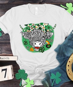 St Patrick Longhorn Cow Shirt, Heifer Lucky Patrick Sweatshirt, Shamrock Sweatshirt, 2023 St Patricks Day Sweater