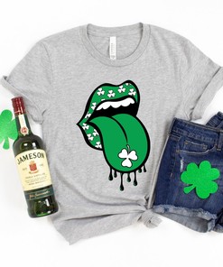 St. Patricks Day Shirt, Shamrock Lucky Lips, Four Leaf Clover, Shamrock Shirts, Saint Patrick's Day, Irish Tshirt