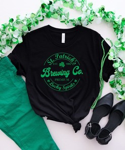 St Patricks Lucky Spirits Premium Brewing Co Est 1982, Cute St Patricks Day Shirt, Lucky Shamrock Shirt, Irish Pub Shirt