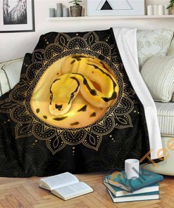 Super Orange Dream Fire Spider Yellow Belly Ball Python Sherpa Fleece Blanket Gifts for Family, for Couple