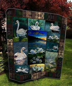 Swan On The Lake At The Sunset Quilt Blanket Bedding Set Great Customized Blanket Gifts For Birthday Christmas Thanksgiving