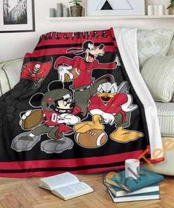 Tampa Bay Buccaneers Team Sherpa Fleece Blanket Gifts for Family, for Couple