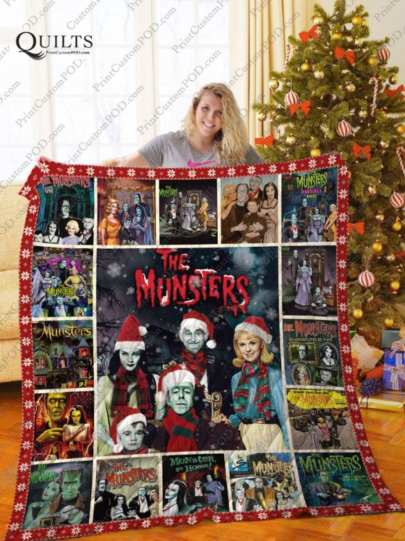 The Munster Merry Christmas Collection Quilt Blanket