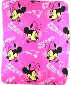 The Nfl New England Patriots Pink Sherpa Blanket Fleece Blanket Gifts for Fans