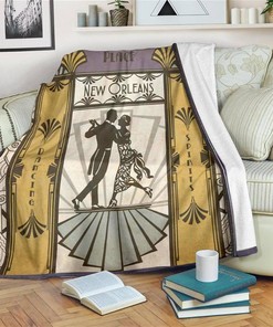 Tiana's Place New Orleans Tiana Princess Sherpa Fleece Blanket Gifts for Family, for Couple
