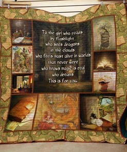 To The Girl Who Reads By Flashlight Books Quilt Blanket Bedding Set