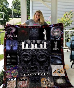 Tool Band Blanket Style 2 Quilt