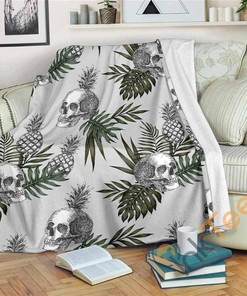Tropical Pineapple Skull Pattern Sherpa Fleece Blanket Gifts for Family, for Couple