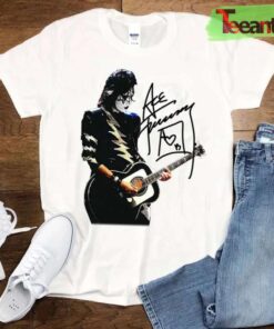 Vintage Ace Frehley Kiss Signed Classic T-Shirt