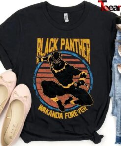 Vintage Marvel Black Panther 2 Wakanda Forever Classic T-Shirt