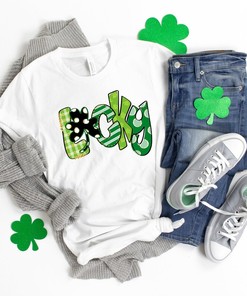 Watercolor Shirt, St Patricks Day Shirt, St. Patricks Day Lucky Shirt, Irish Shirt, Leopard Shirt, Kiss Me Shirt, St Patricks Shirt